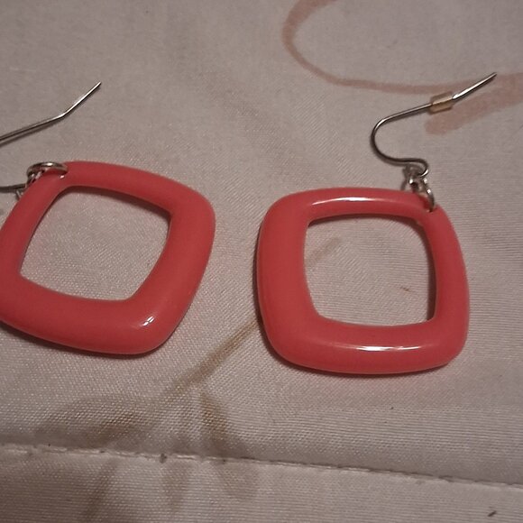 Avon Jewelry - VINTAGE PINK EARRINGS final price no more discounts pls struggling mama